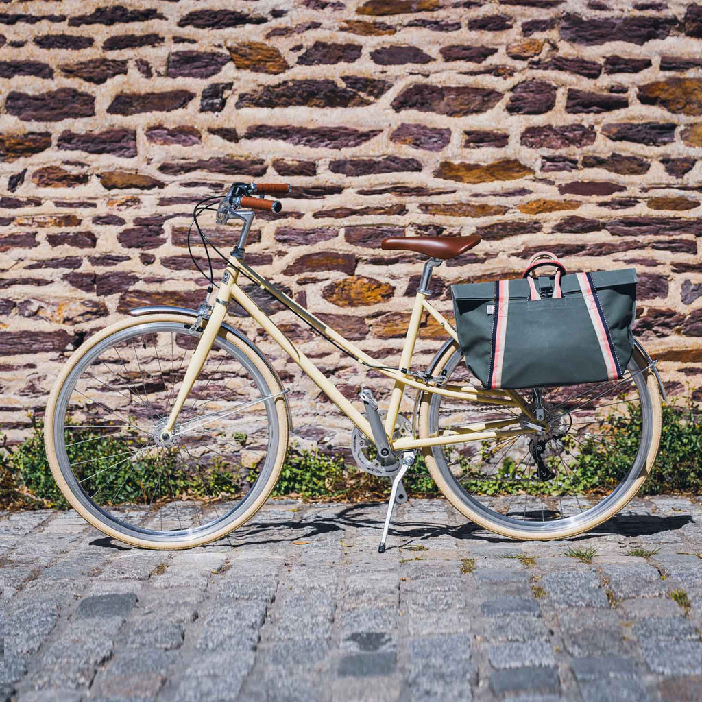 Sacoche vélo Peak Performance Street 2 3L Rose Sacoche vélo Peak Performance Street 2 3L Rose