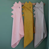 Cape de bain Dinosaure personnalisée moutarde, Cadeau bébé