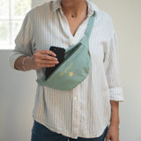 Sac banane vert amande mariage / st Valentin