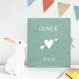 Livre de naissance Cadeau Bébé personnalisé Vert amande Lin